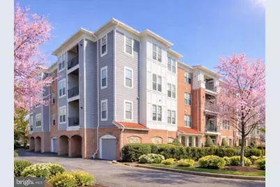 130 Chevy Chase Street #202, Gaithersburg, MD 20878 - Photo 2