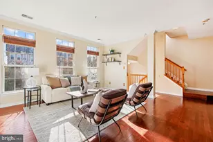 301 Cross Green St, Gaithersburg, MD 20878 - Photo 4