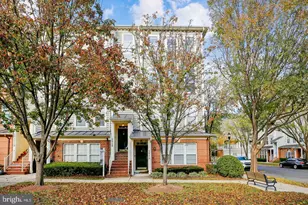 301 Cross Green St, Gaithersburg, MD 20878 - Photo 2