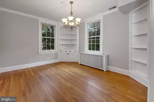 8020 Park Ln, Bethesda, MD 20814 - Photo 4