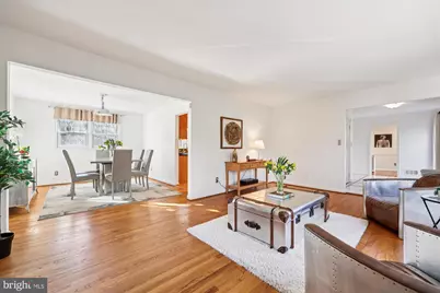 9304 Bells Mill Road, Potomac, MD 20854 - Photo 14