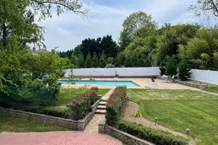 9304 Bells Mill Rd, Potomac, MD 20854 - Photo 2