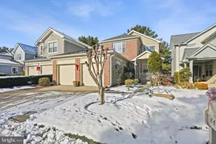 8405 Marketree Cir, Montgomery Village, MD 20886 - Photo 2
