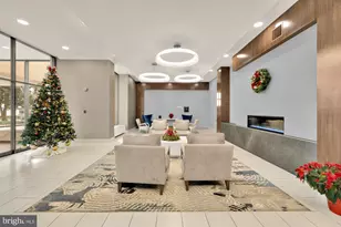 4515 Willard Ave, Chevy Chase, MD 20815 - Photo 6