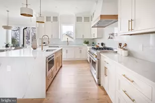 5203 Sangamore Rd, Bethesda, MD 20816 - Photo 18