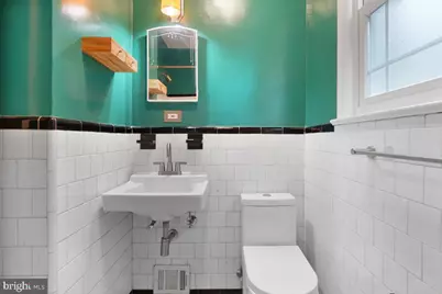905 Erie Avenue, Takoma Park, MD 20912 - Photo 18
