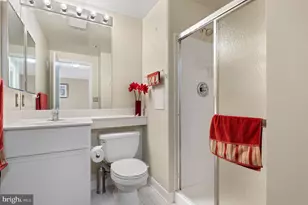 24 Courthouse Sq, Rockville, MD 20850 - Photo 26