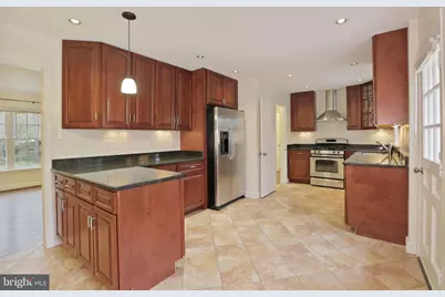 11017 Marcliff Road, North Bethesda, MD 20852 - Photo 6