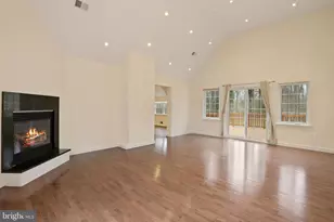 11017 Marcliff Rd, North Bethesda, MD 20852 - Photo 18