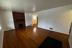 10502 Glenhaven Dr, Silver Spring, MD 20902 - Photo 4