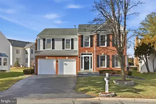 13222 Maplecrest Dr, Potomac, MD 20854 - Photo 2