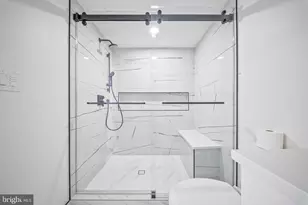 6311 Carnegie Dr, Bethesda, MD 20817 - Photo 42