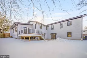 6311 Carnegie Dr, Bethesda, MD 20817 - Photo 8