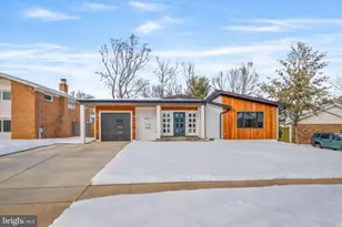 6311 Carnegie Dr, Bethesda, MD 20817 - Photo 2