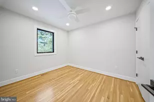 6311 Carnegie Dr, Bethesda, MD 20817 - Photo 46