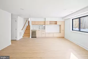 6311 Carnegie Dr, Bethesda, MD 20817 - Photo 36