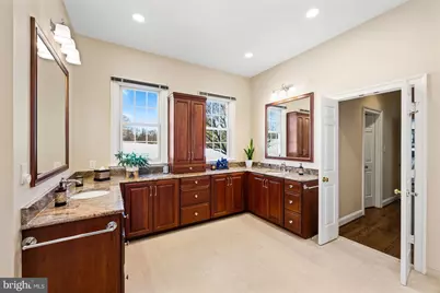 18 Beman Woods Court, Potomac, MD 20854 - Photo 36