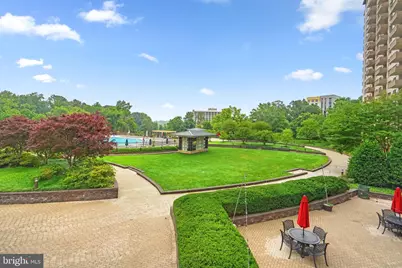 5225 Pooks Hill Road #1014S, Bethesda, MD 20814 - Photo 12