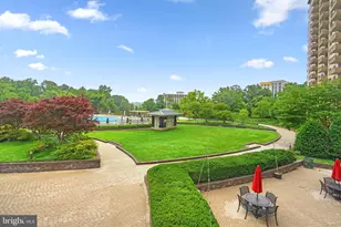 5225 Pooks Hill Rd, Bethesda, MD 20814 - Photo 12