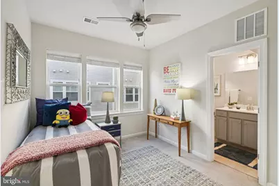 8152 Tompkins Street, Rockville, MD 20855 - Photo 38