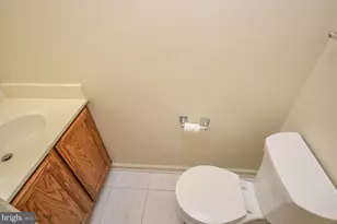 3003 Gatehouse Ct, Olney, MD 20832 - Photo 8