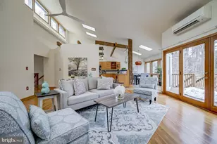 11005 Fawsett Rd, Potomac, MD 20854 - Photo 14