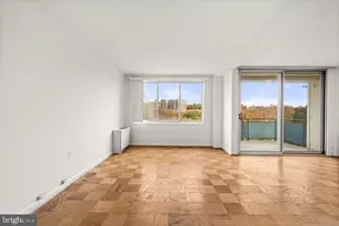 10201 Grosvenor Pl, Rockville, MD 20852 - Photo 30
