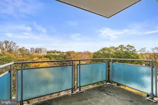 10201 Grosvenor Pl, Rockville, MD 20852 - Photo 28