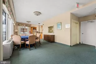 10201 Grosvenor Pl, Rockville, MD 20852 - Photo 36
