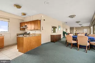 10201 Grosvenor Pl, Rockville, MD 20852 - Photo 34