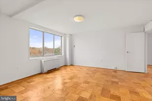 10201 Grosvenor Pl, Rockville, MD 20852 - Photo 18