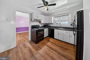 2890 Balmoral Dr, Rockville, MD 20850 - Photo 4