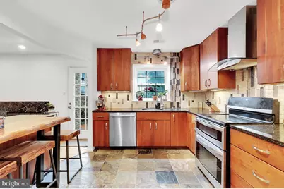 10804 Brewer House Road, Rockville, MD 20852 - Photo 16