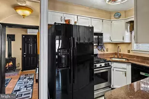 1002 Dennis Ave, Silver Spring, MD 20901 - Photo 14