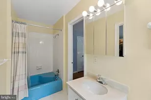 7605 Hackamore Dr, Potomac, MD 20854 - Photo 40