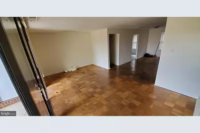 756 Quince Orchard Boulevard #756-10, Gaithersburg, MD 20878 - Photo 2