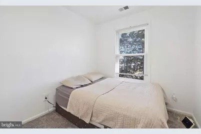 804 Quince Orchard Boulevard #201, Gaithersburg, MD 20878 - Photo 6