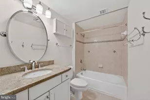 7111 Woodmont Ave, Bethesda, MD 20815 - Photo 16