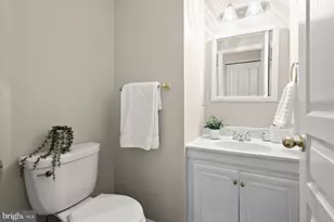 1727 Glastonberry Rd, Potomac, MD 20854 - Photo 24