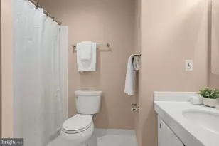 1727 Glastonberry Rd, Potomac, MD 20854 - Photo 34