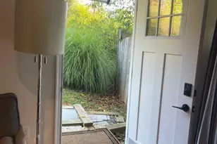 12309 St James Rd, Potomac, MD 20854 - Photo 2