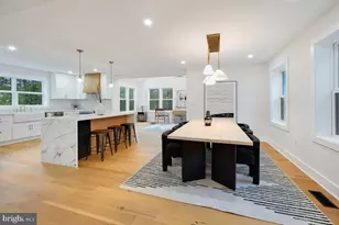 9201 Farnsworth, Potomac, MD 20854 - Photo 12