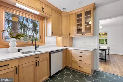 8 Springvale Lane, Silver Spring, MD 20910 - Photo 14