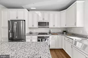 14247 Travilah Rd, Rockville, MD 20850 - Photo 26