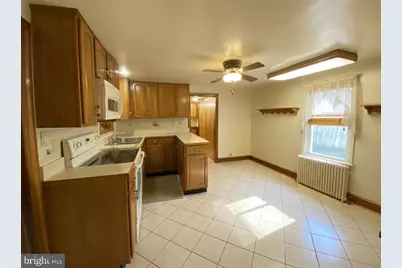 7816 Derwood Street, Rockville, MD 20855 - Photo 8