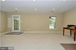 13606 Mills Farm Rd, Rockville, MD 20850 - Photo 14