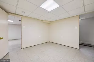 4717 Topping Rd, Rockville, MD 20852 - Photo 30