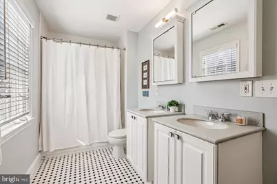 10237 Parkwood Drive, Kensington, MD 20895 - Photo 22