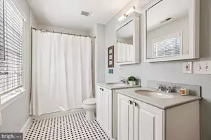 10237 Parkwood Dr, Kensington, MD 20895 - Photo 22