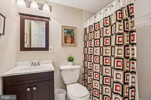 10237 Parkwood Dr, Kensington, MD 20895 - Photo 34